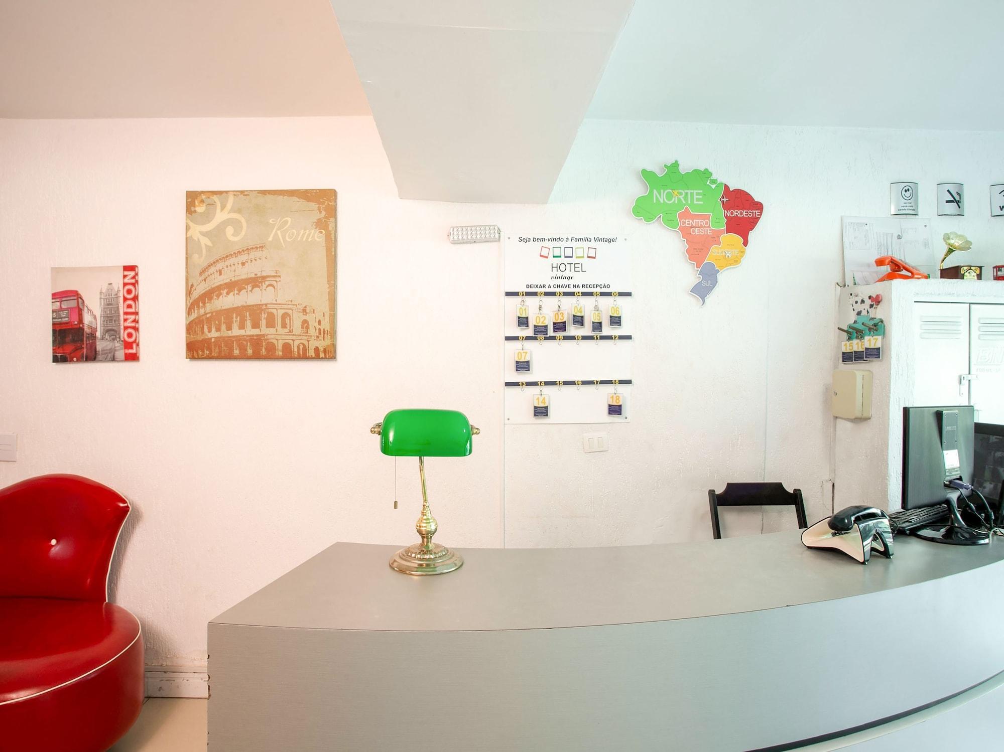 Oyo Hotel Vintage, サンパウロ エクステリア 写真